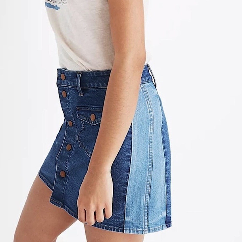 NWOT MADEWELL two tone button closure denim skirt size 24 new without tags